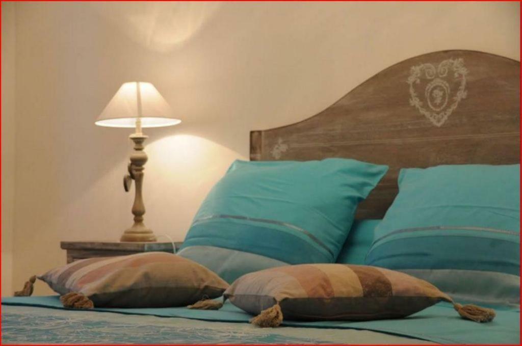 Rillieux-la-Pape Villa Castel Maison-Table D'Hotes & Jardin-Refuge De Biodiversite المظهر الخارجي الصورة