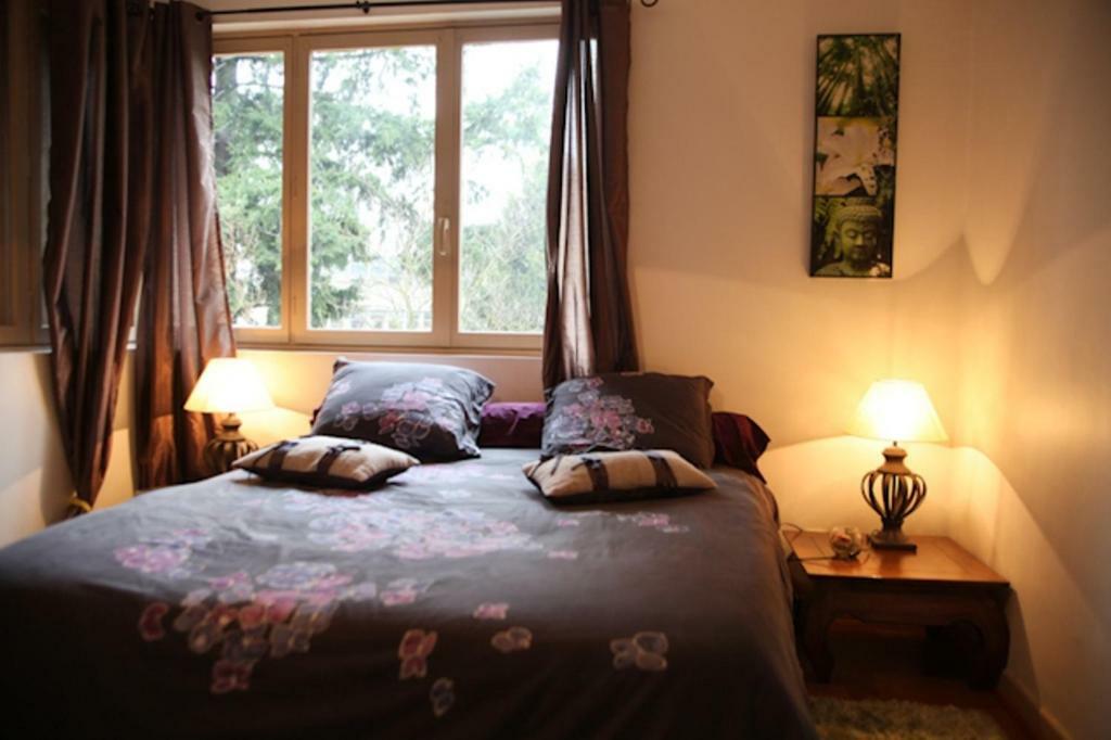 Rillieux-la-Pape Villa Castel Maison-Table D'Hotes & Jardin-Refuge De Biodiversite المظهر الخارجي الصورة